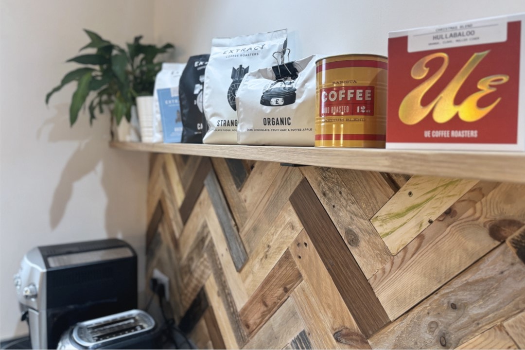 Fresh coffee & fully stocked kitchen facilities.